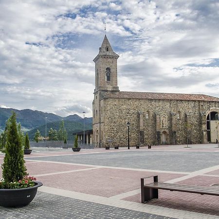 Hotel Presa Riaño Kültér fotó
