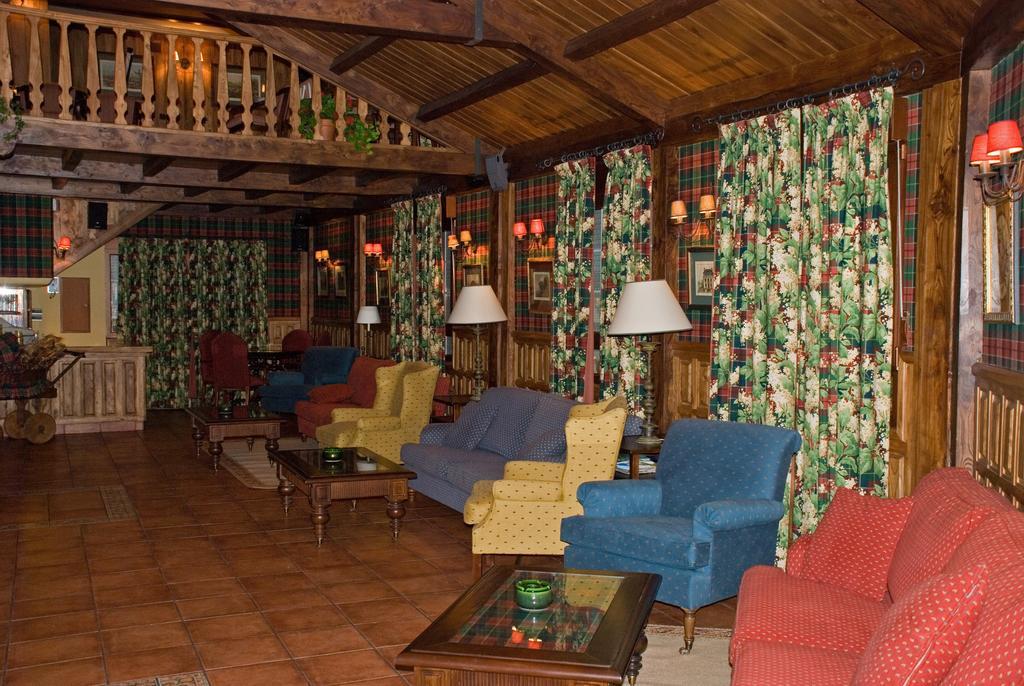 Hotel Presa Riaño Kültér fotó
