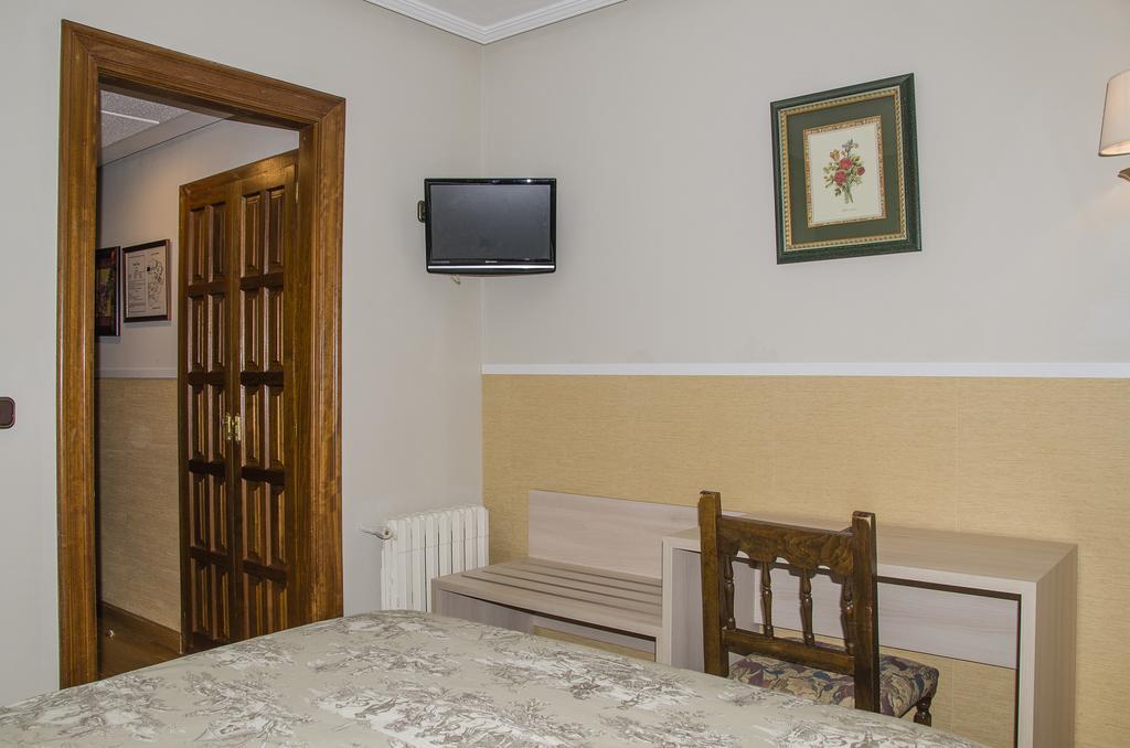 Hotel Presa Riaño Szoba fotó