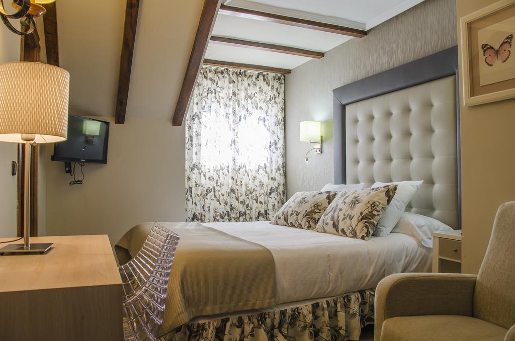 Hotel Presa Riaño Kültér fotó