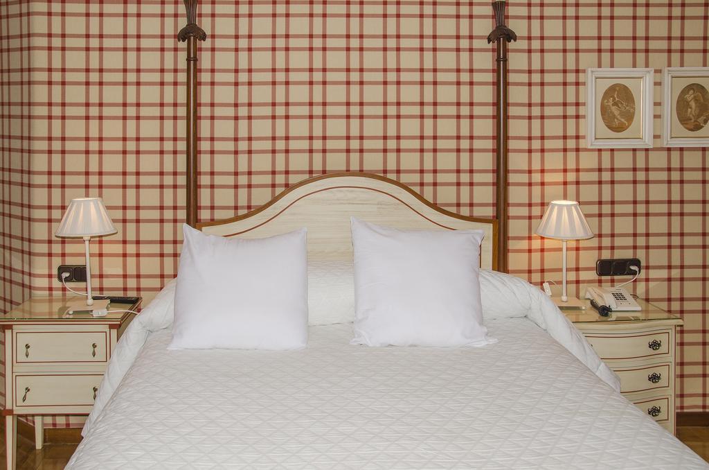 Hotel Presa Riaño Kültér fotó